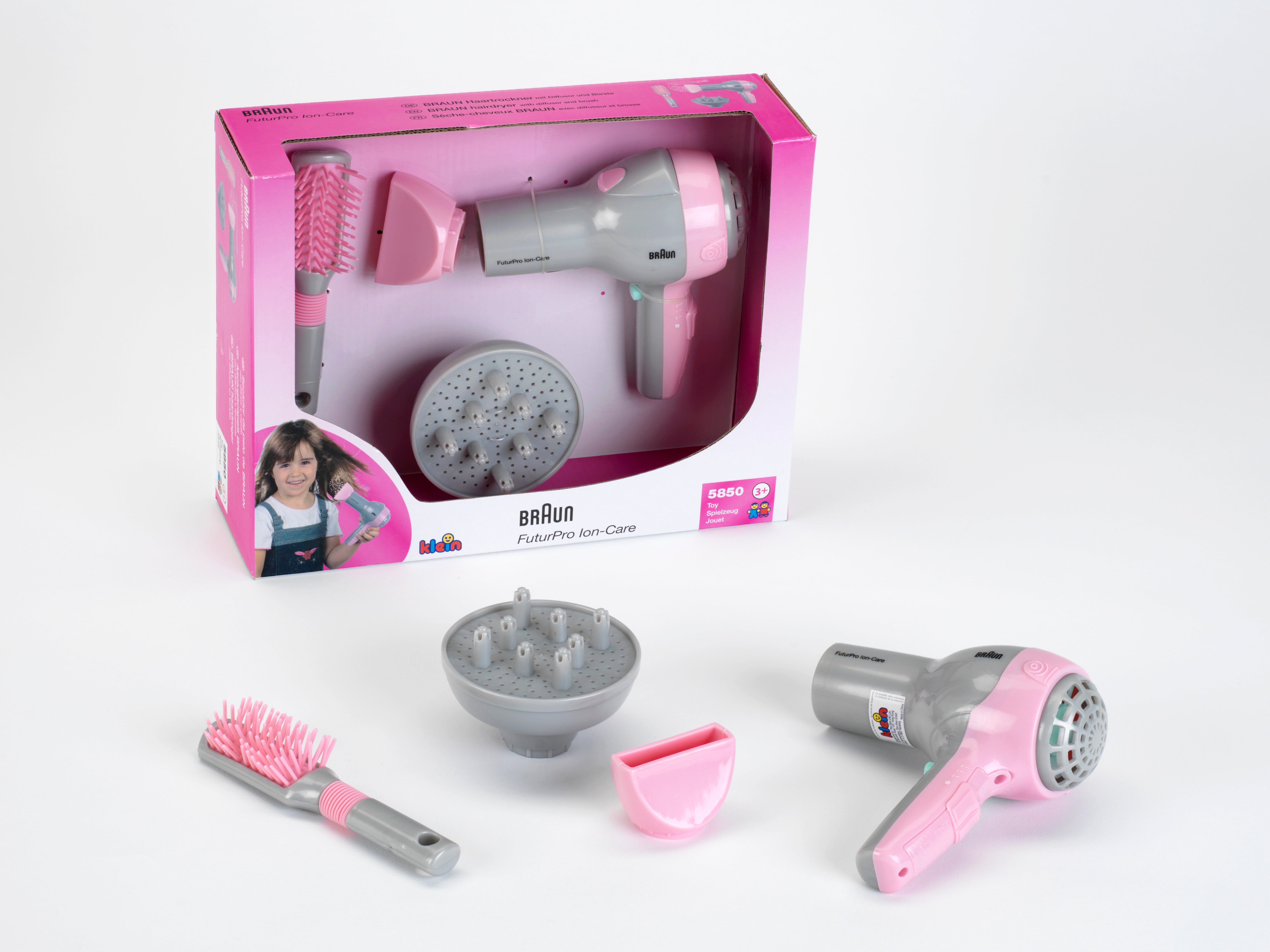 Braun Hairdryer with Brush