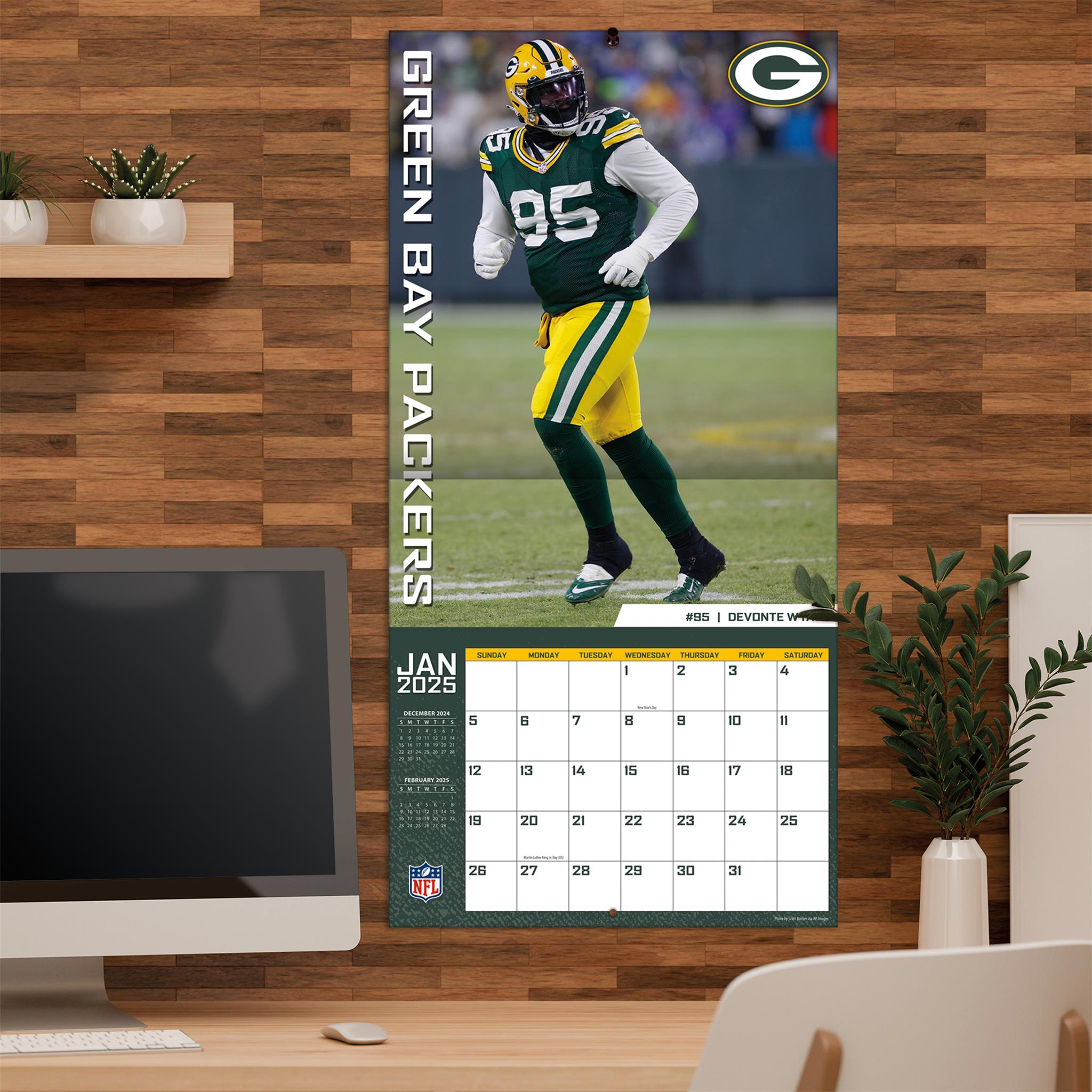 NFL Green Bay Packers Wall 2025 Calendar