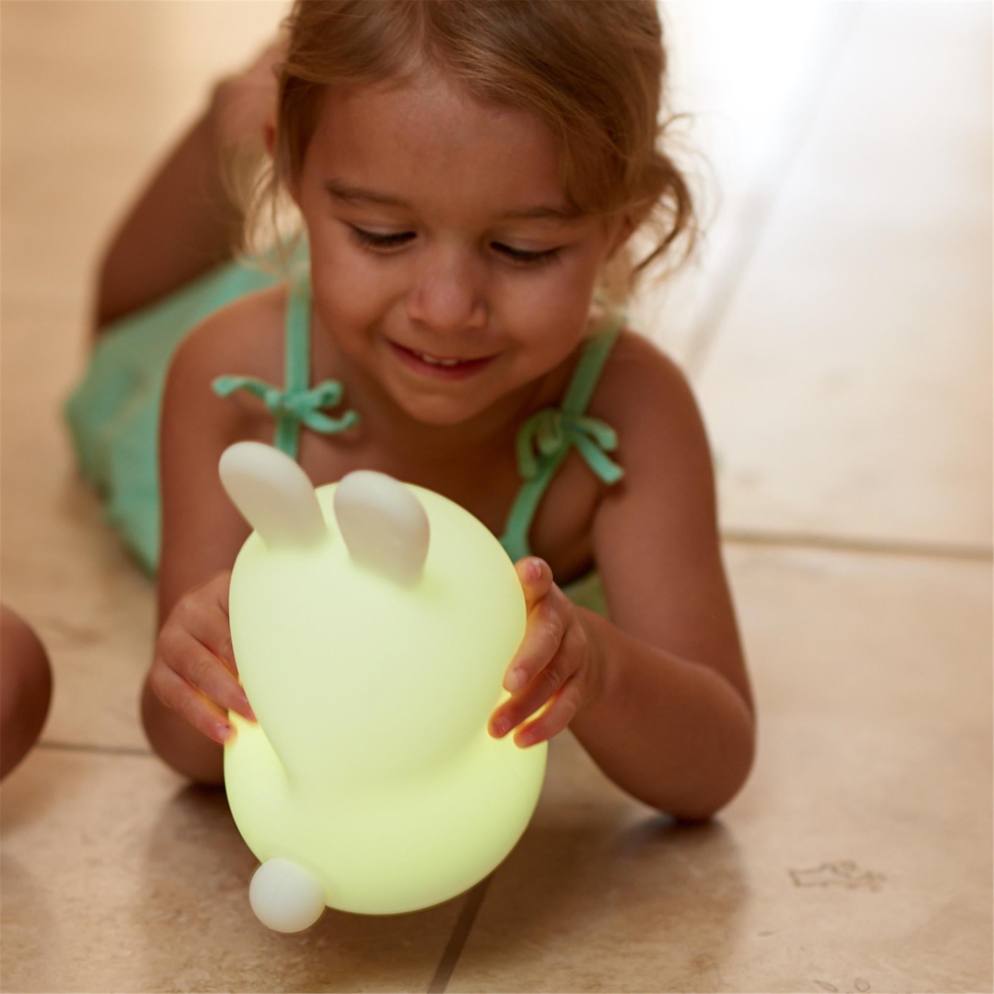 LumiPets - Bunny Nightlight with Remote